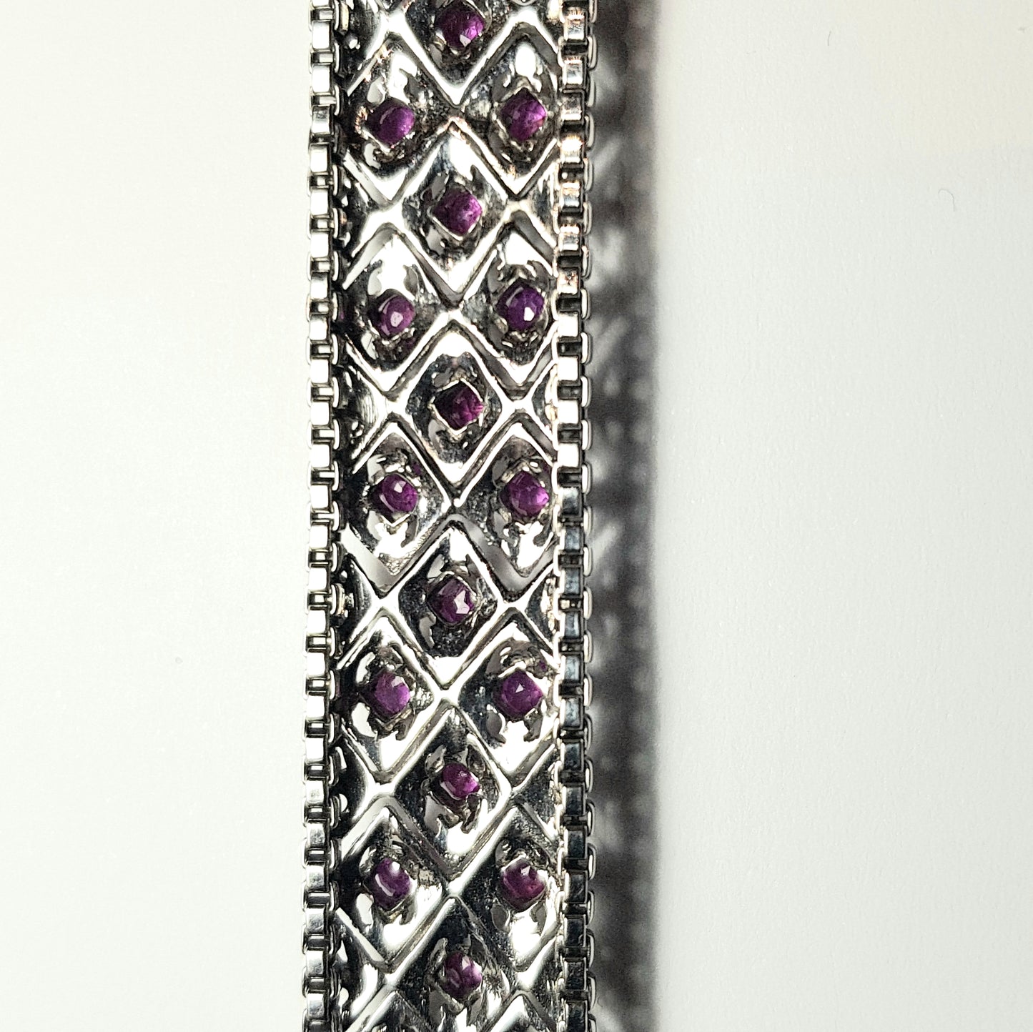 Bracciale vintage in oro bianco 18k e rubini naturali ct. 2,80