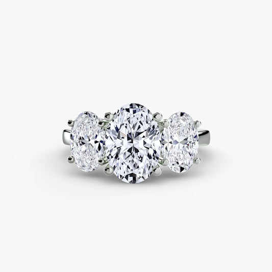 Anello trilogy diamanti ovali