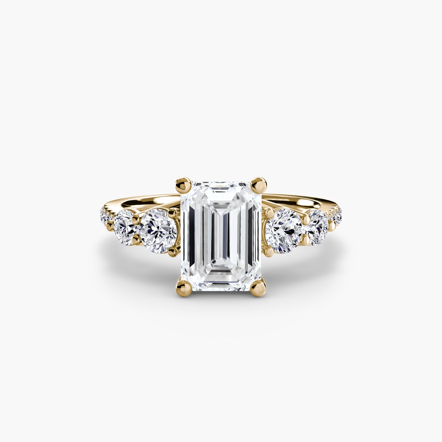 Anello solitario diamanti degradeè sul gambo