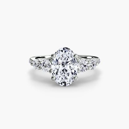 Anello solitario diamanti degradeè sul gambo