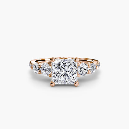 Anello solitario diamanti degradeè sul gambo