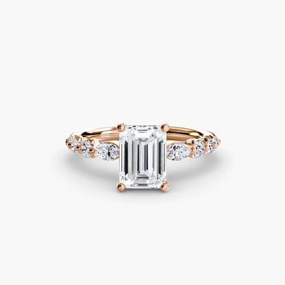 Anello solitario con diamanti