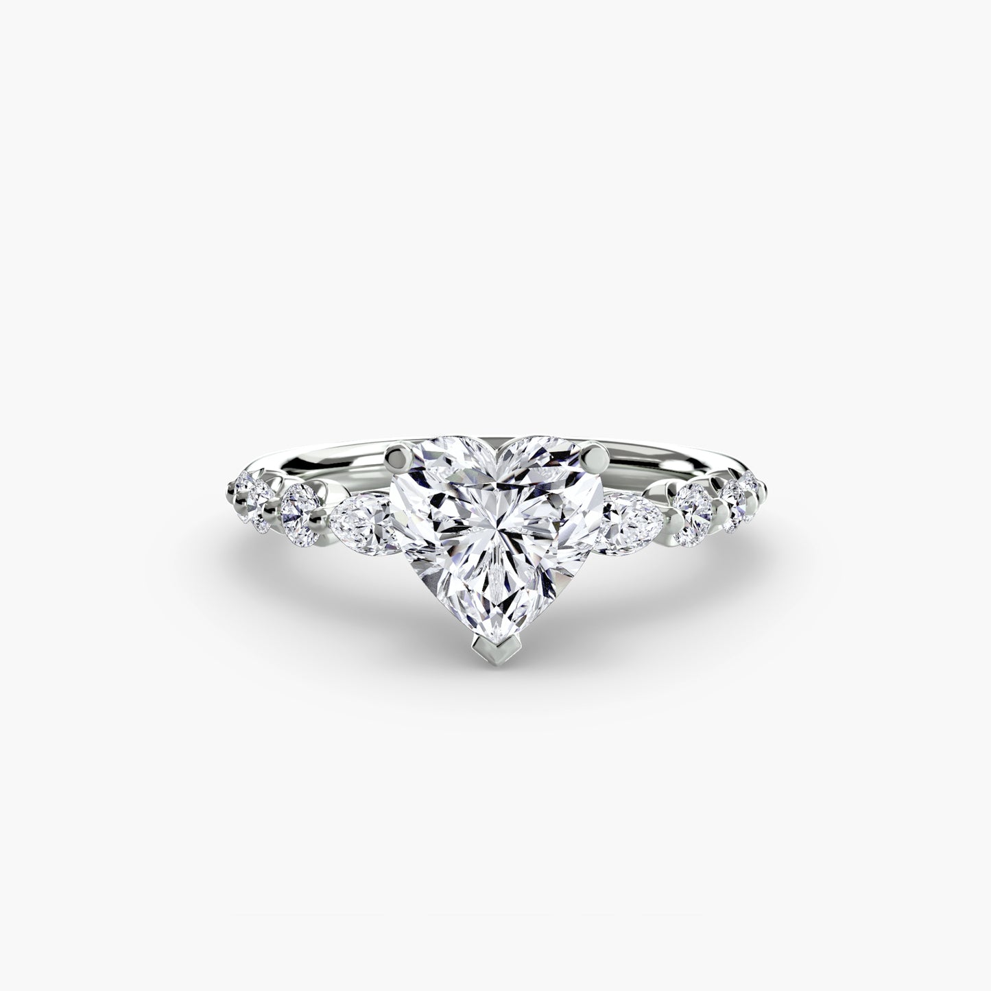 Anello solitario con diamanti
