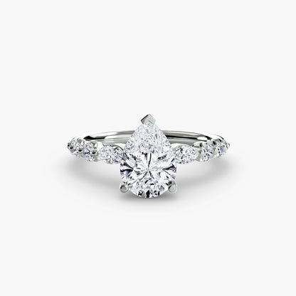 Anello solitario con diamanti