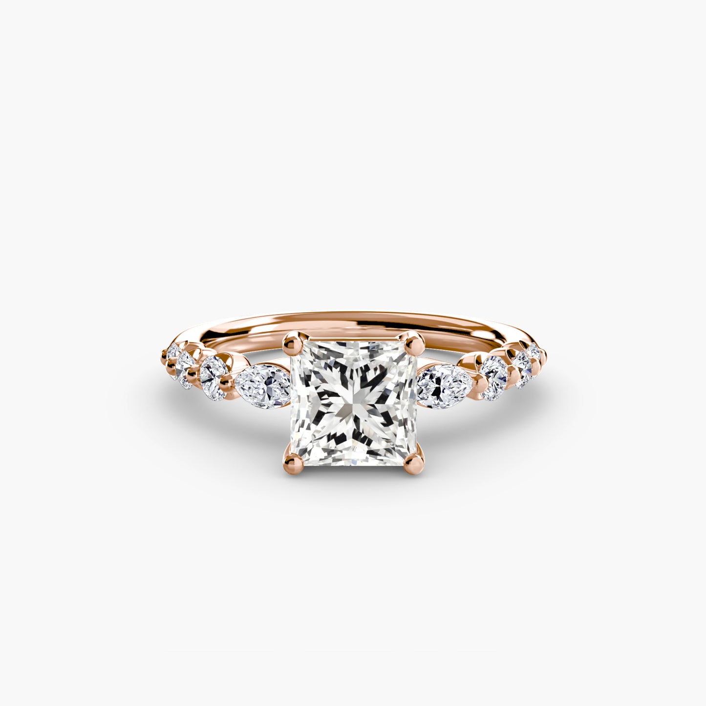 Anello solitario con diamanti