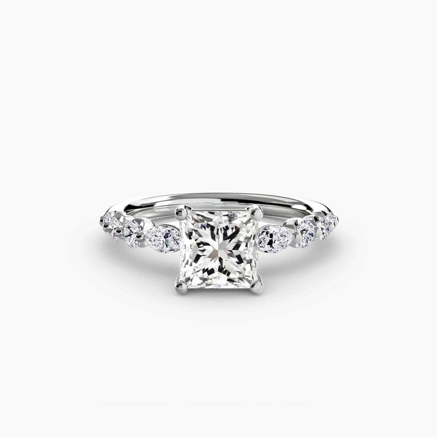 Anello solitario con diamanti
