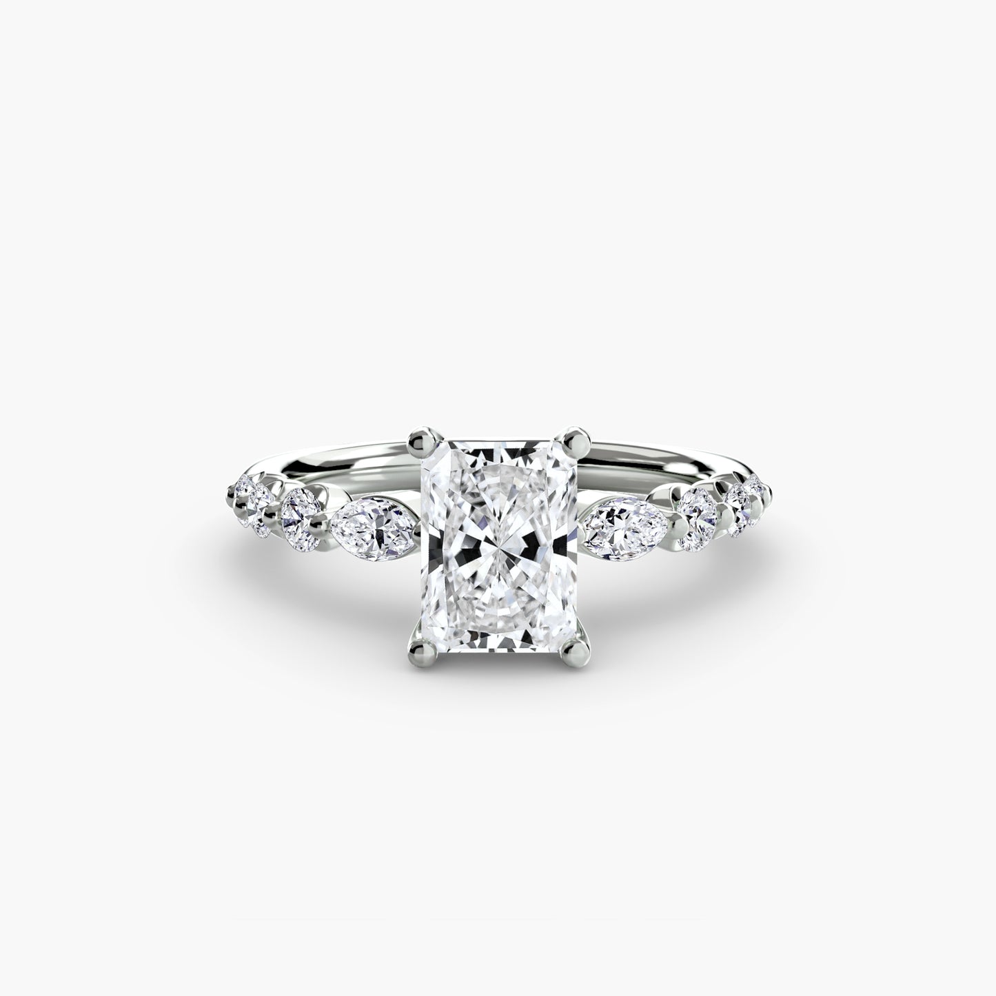 Anello solitario con diamanti