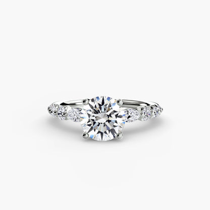 Anello solitario con diamanti